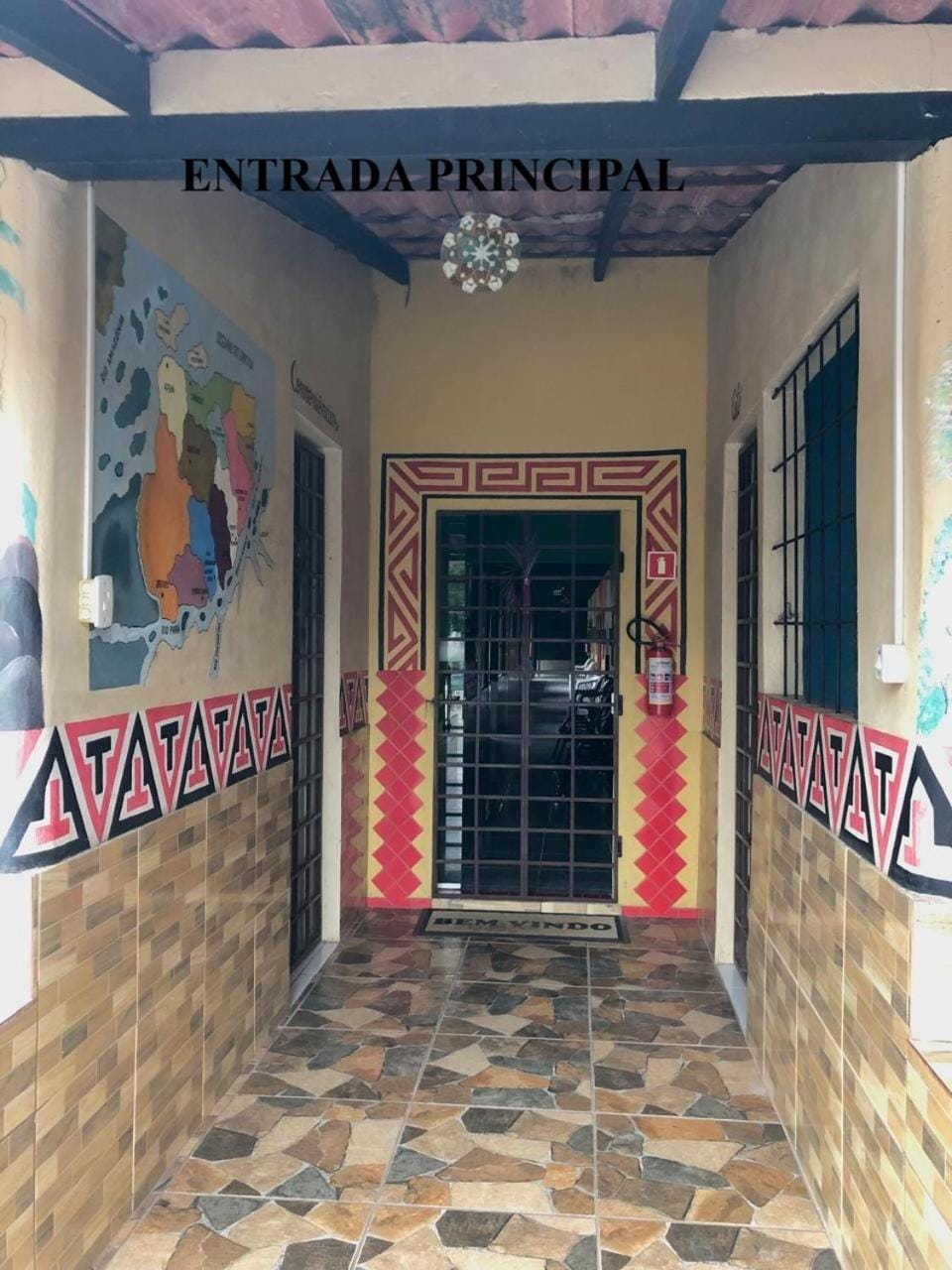 Facade/entrance