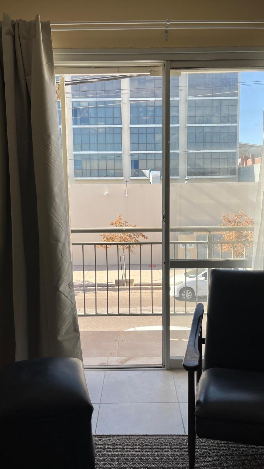 View (from property/room), Balcony/Terrace, Living room