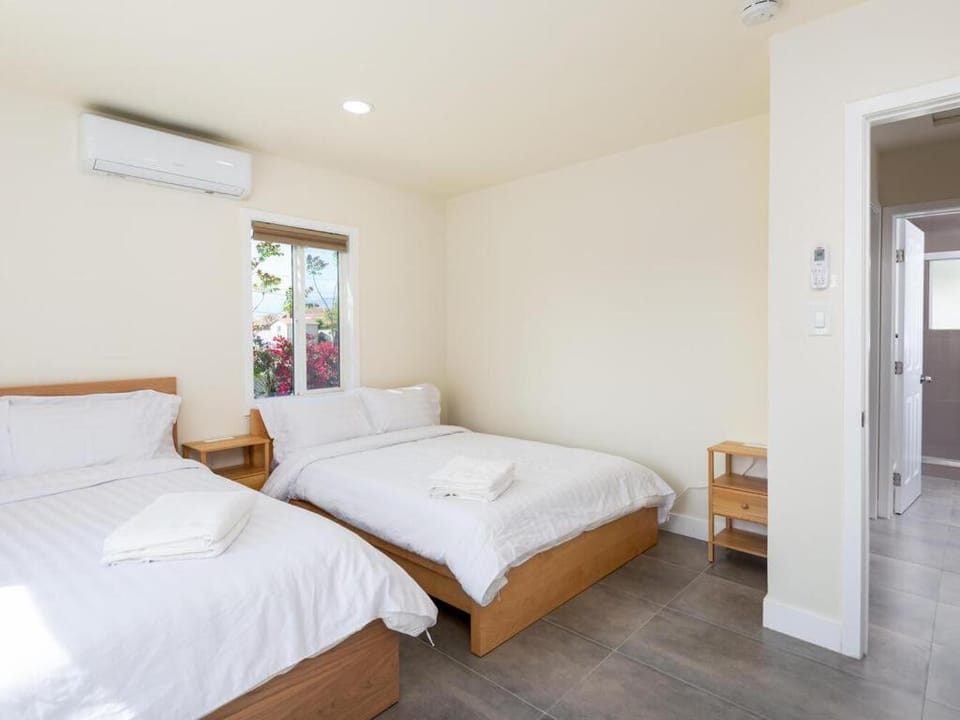 Gated & remodeled 2b2b house 3373 Apartment in West Covina