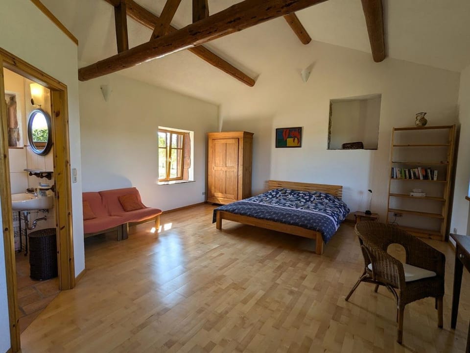 Gîte paisible avec jardin et possibilité d'animaux à Gruey-lès-Surance - FR-1-589-814 House in Vosges