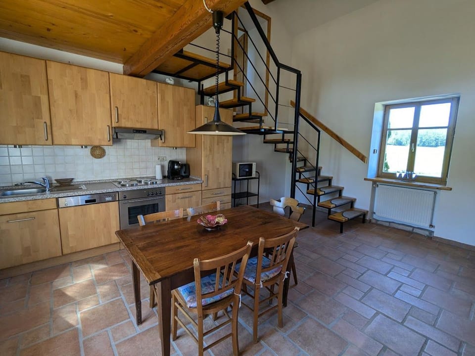 Gîte paisible avec jardin et possibilité d'animaux à Gruey-lès-Surance - FR-1-589-814 House in Vosges