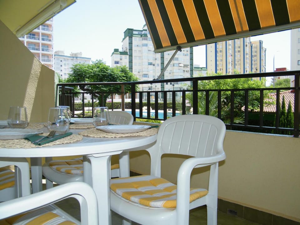 Apartamento de 2 dormitorios aere acondicionado urbanización en Gandia con piscina exclusivo familias - ES-314-32 Apartment in Safor