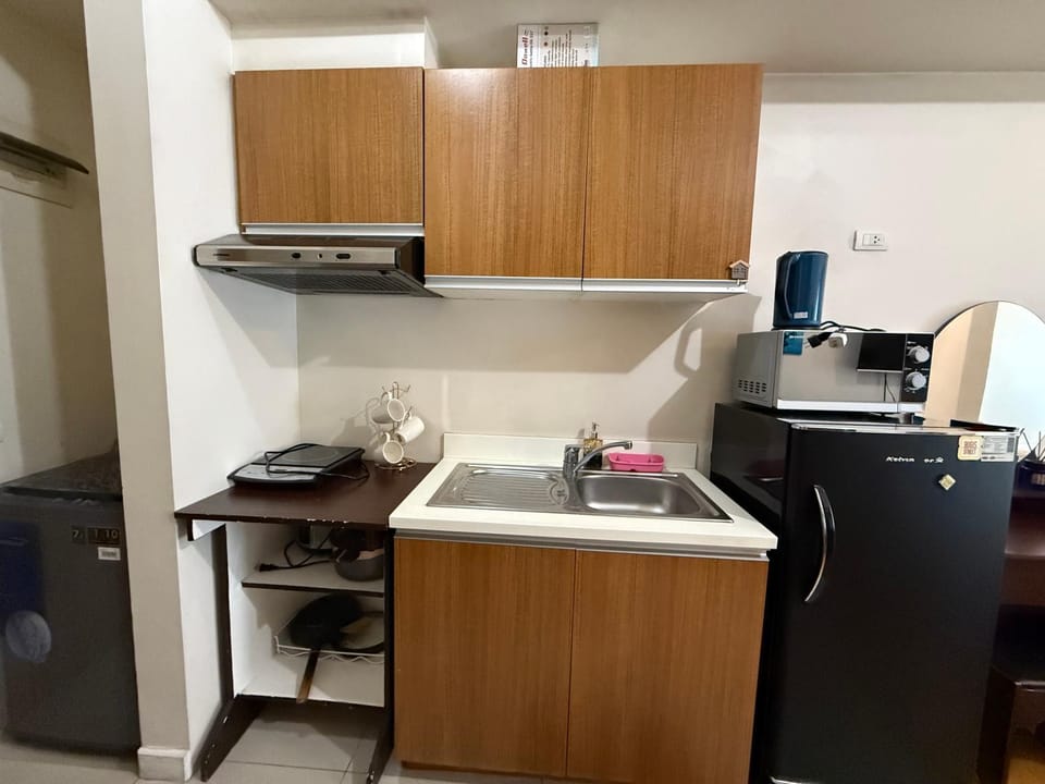 Condo Staycation in 8 Adriatico Manila Apartment hotel in Manila City