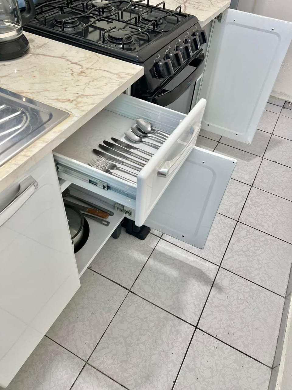 Kitchen or kitchenette