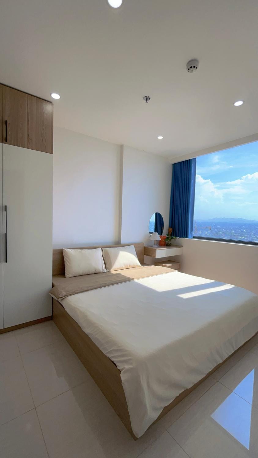 Bed, View (from property/room), Photo of the whole room, Bedroom, wardrobe
