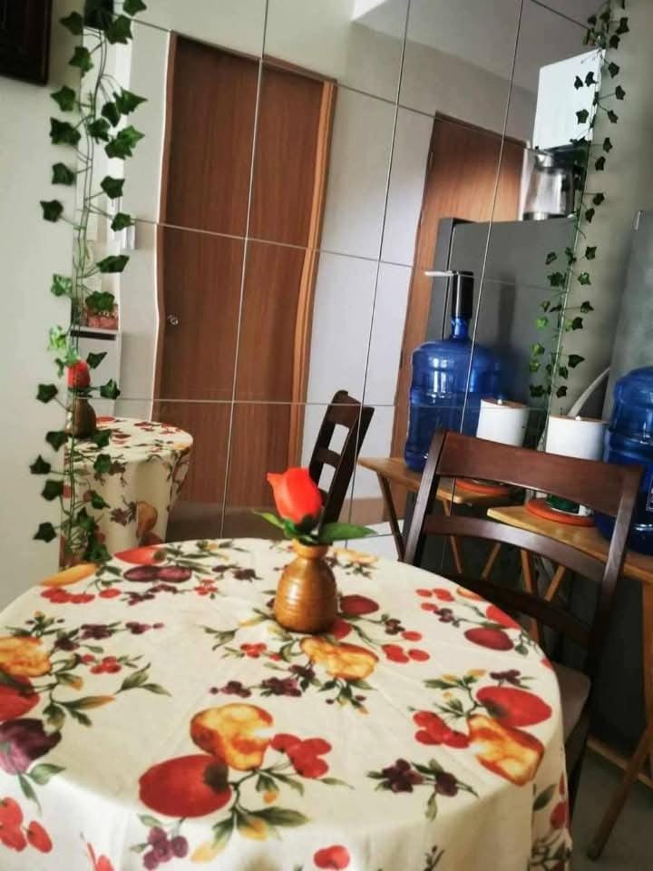 Mall of Asia condotel shore 3 residence Apartment in Pasay