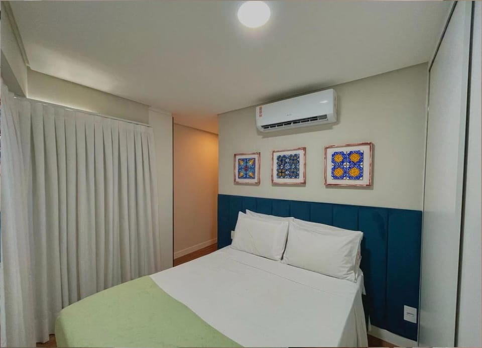 Bed, air conditioner