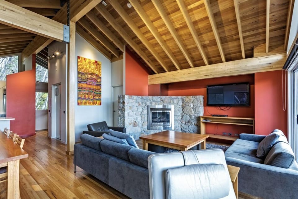 Altezza Penthouse 4 bedroom apartments Apartment in Falls Creek