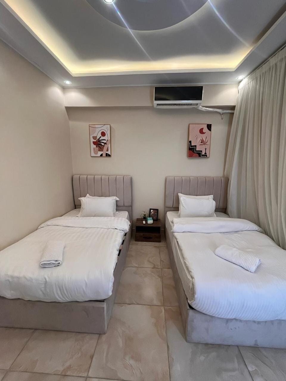 Zamalek 2BR affordable Apartment in Cairo