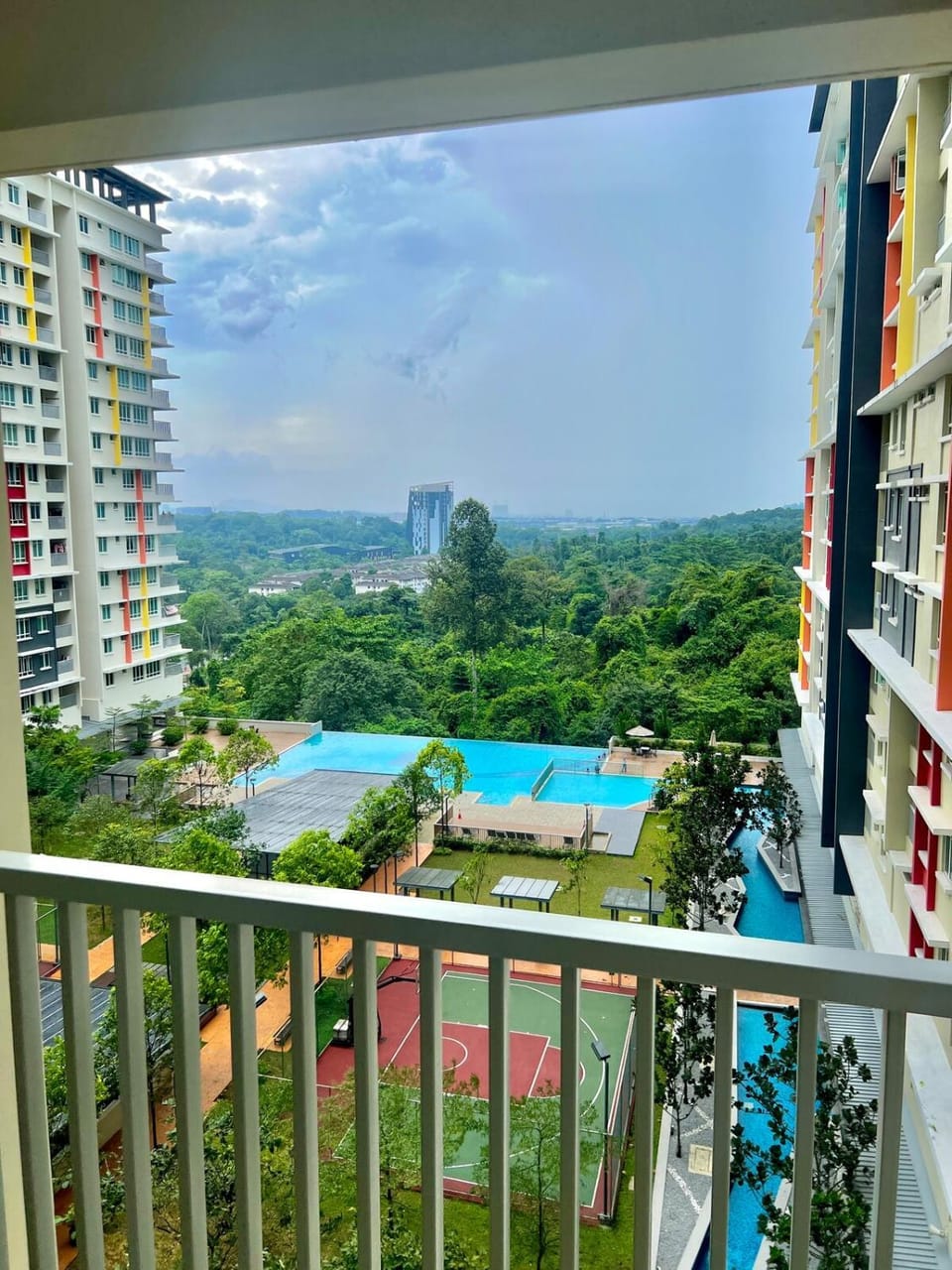 Property building, Natural landscape, View (from property/room), Balcony/Terrace, Pool view, Swimming pool