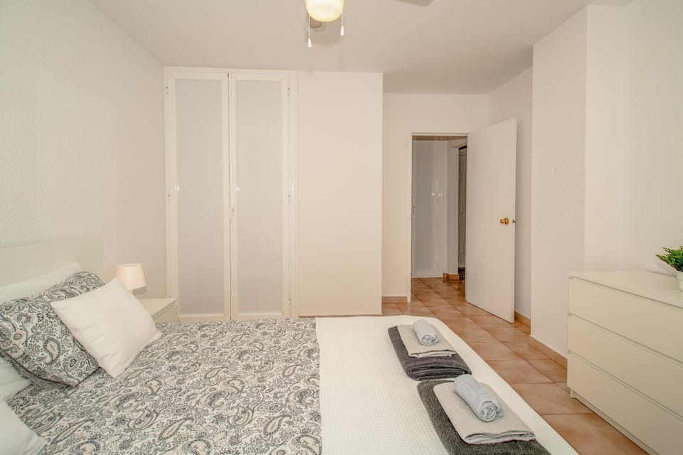 Bed, Bedroom, wardrobe