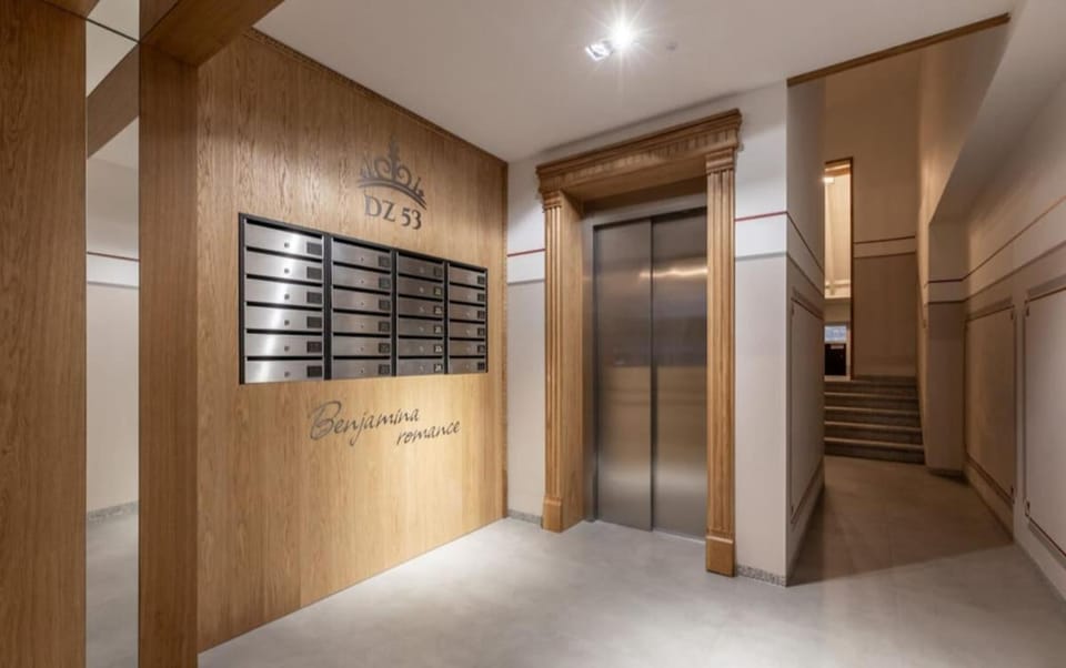 elevator