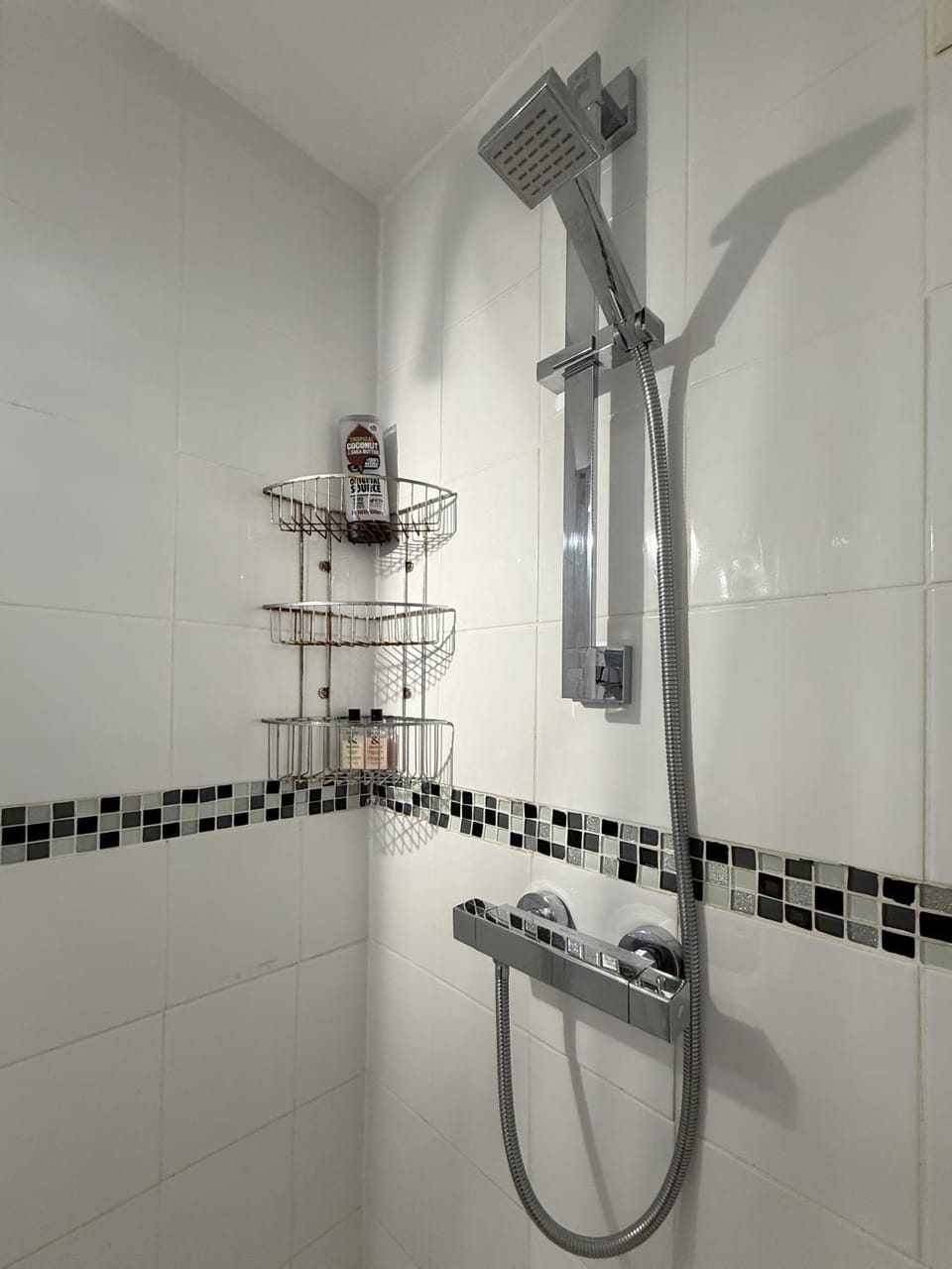 The Riverview Retro Apartment in Fulham Apartment in London Borough of Richmond upon Thames
