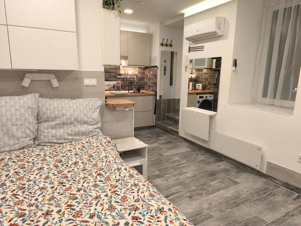 Little Pest Nest Apartment in Budapest