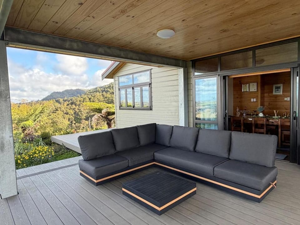 The Hilltop Haven Bed and Breakfast in Waikato