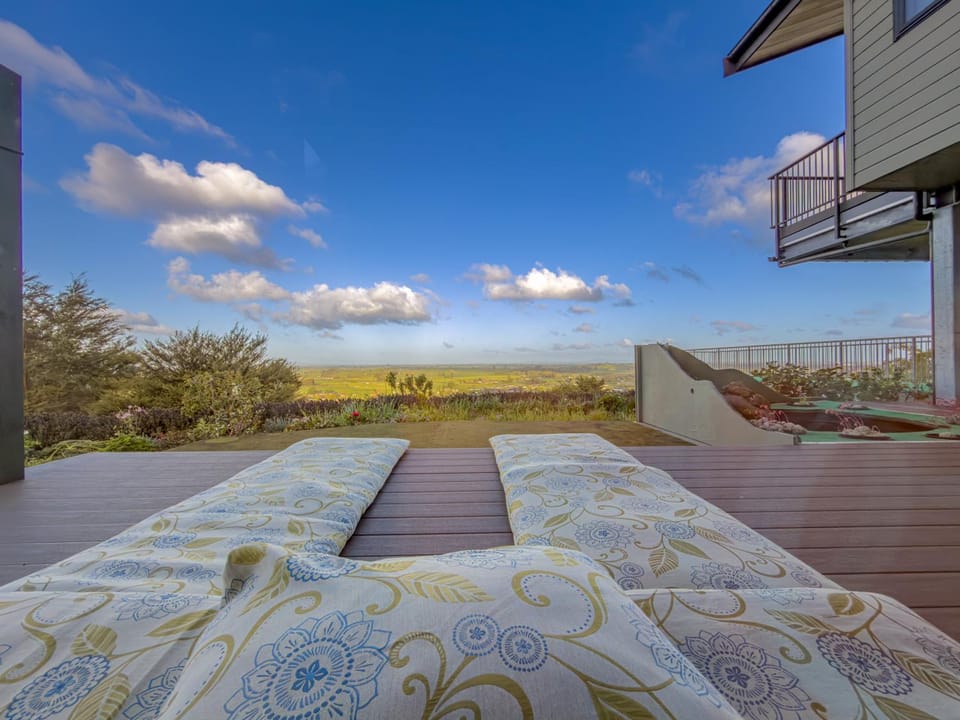 Patio, View (from property/room), Balcony/Terrace