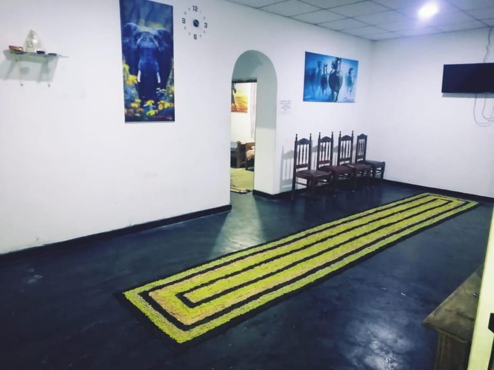 Ariyapperuma Home Stay House in Sri Lanka