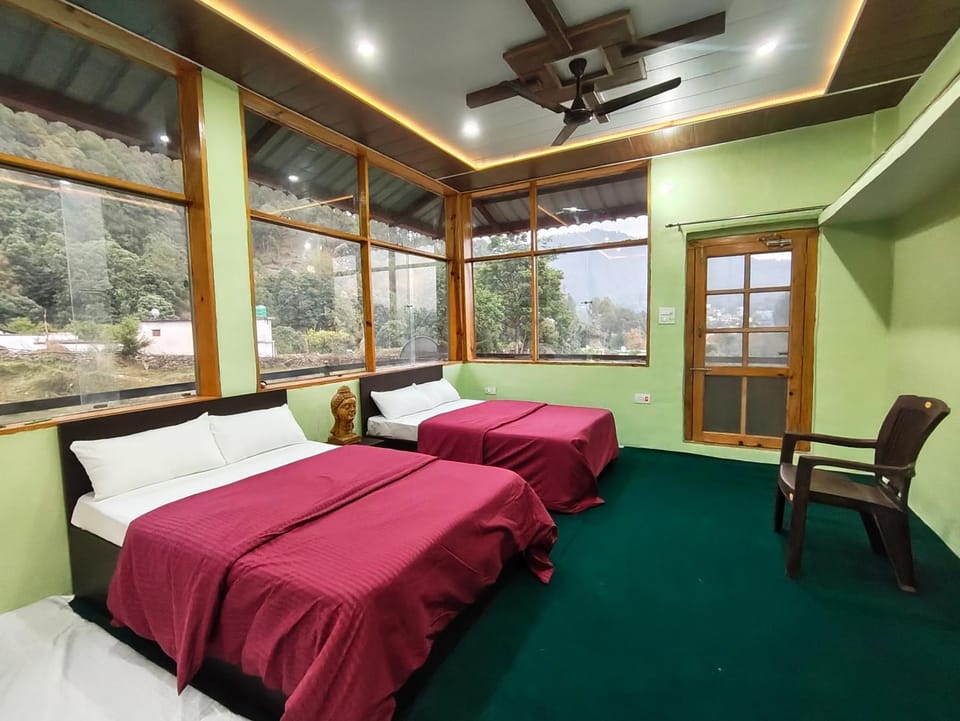 Makot at Binsar House in Maharashtra