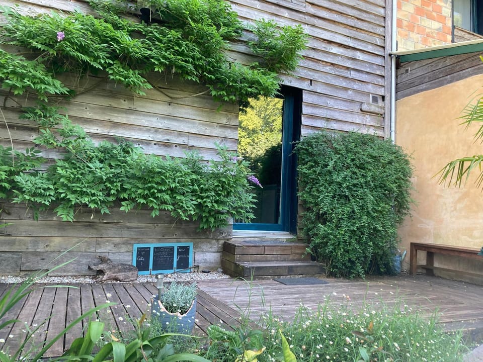 Gite Au Jardin House in Nouvelle-Aquitaine