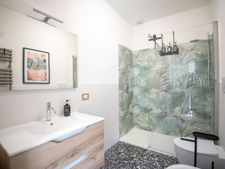 Shower, Bathroom