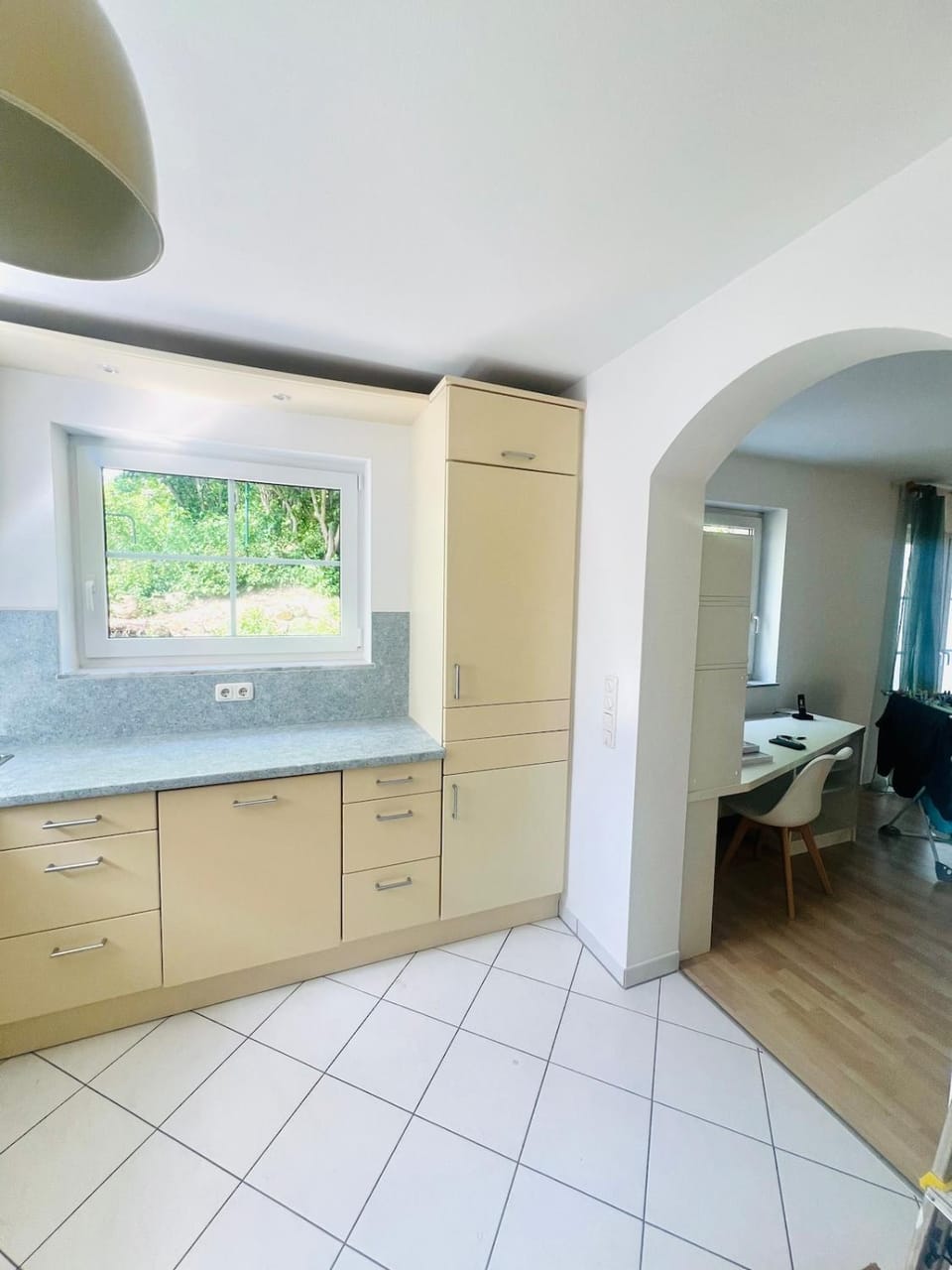 Moderne & gemütliche Ferienwohnung mit Terasse in Nieder-Olm Apartment in Mainz