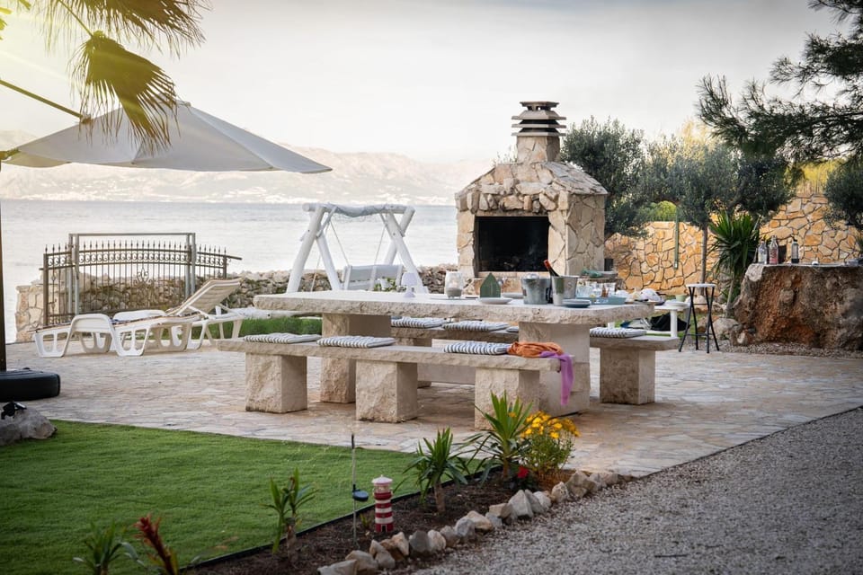 Beach Garden Brač Campground/ 
RV Resort in Split-Dalmatia County