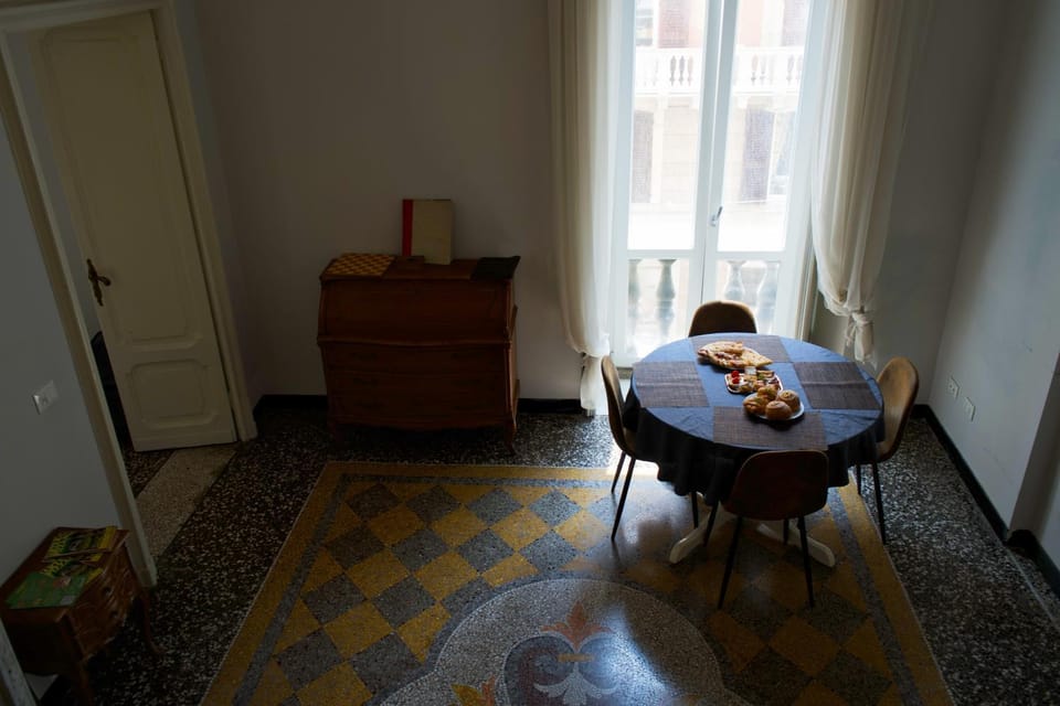 2'S b&b Bed and Breakfast in Genoa
