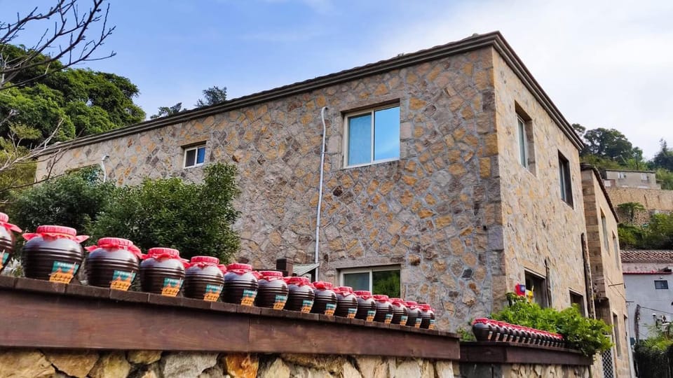 Property building, Day