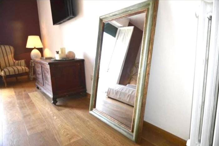 Suite Monteverdi Apartment in Florence