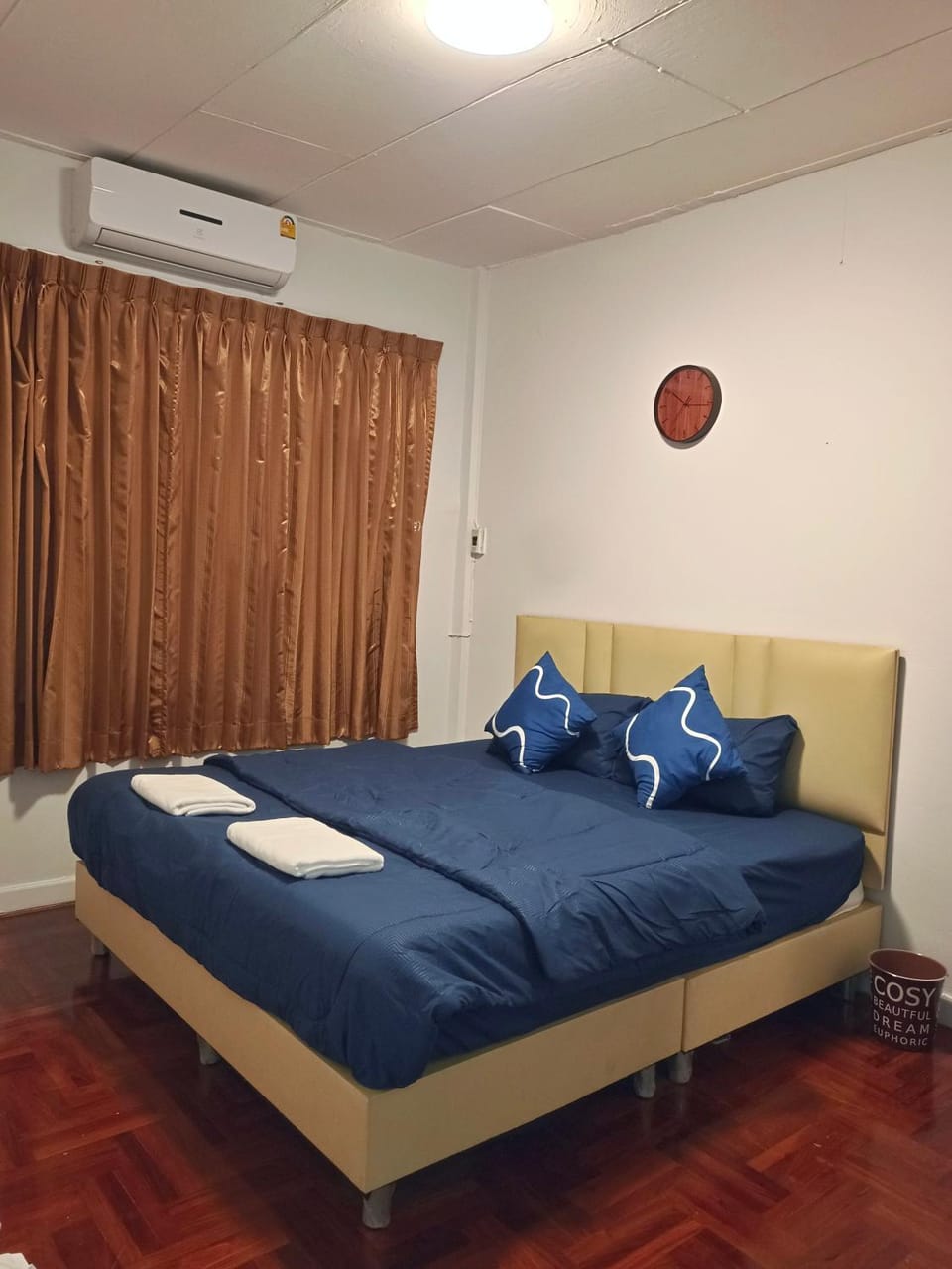 ESSENCE Home Bed and Breakfast in Bangkok