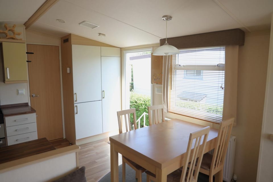 Cozy caravan in quiet area near beach - Caravan Dune Campground/ 
RV Resort in De Haan