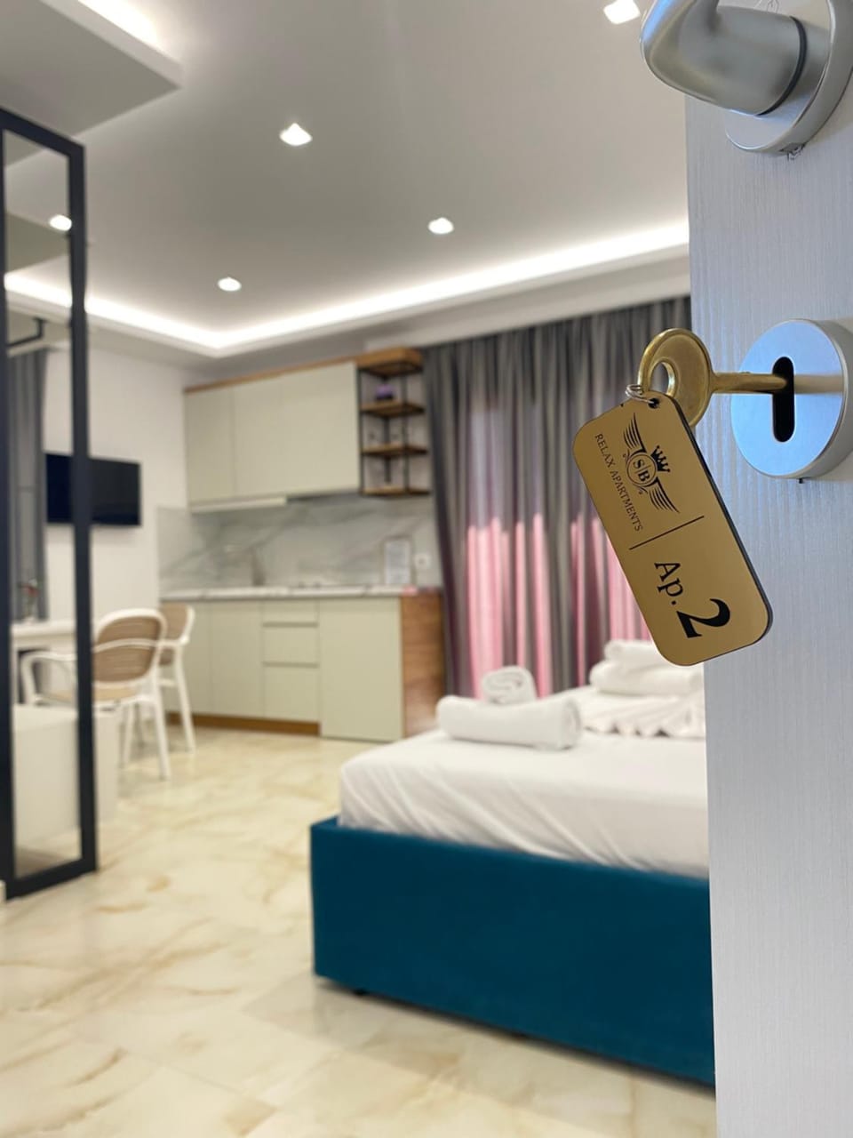 Bed, Kitchen or kitchenette, Photo of the whole room, Bedroom