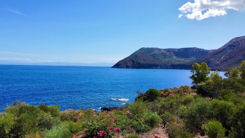 JERA Holiday Collection VULCANO TRE - Sea View House in Sicily