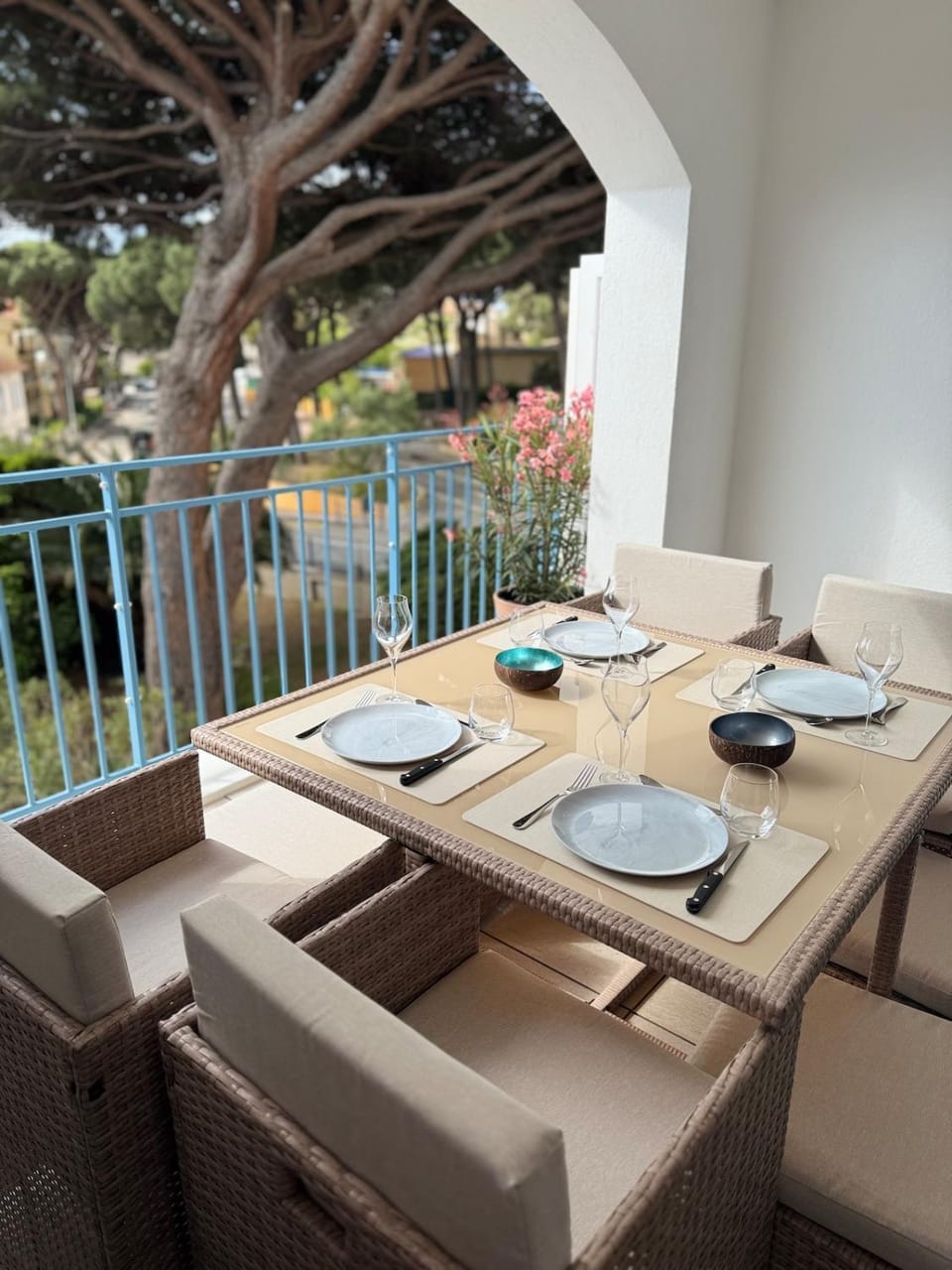 View (from property/room), Balcony/Terrace, Balcony/Terrace, Dining area