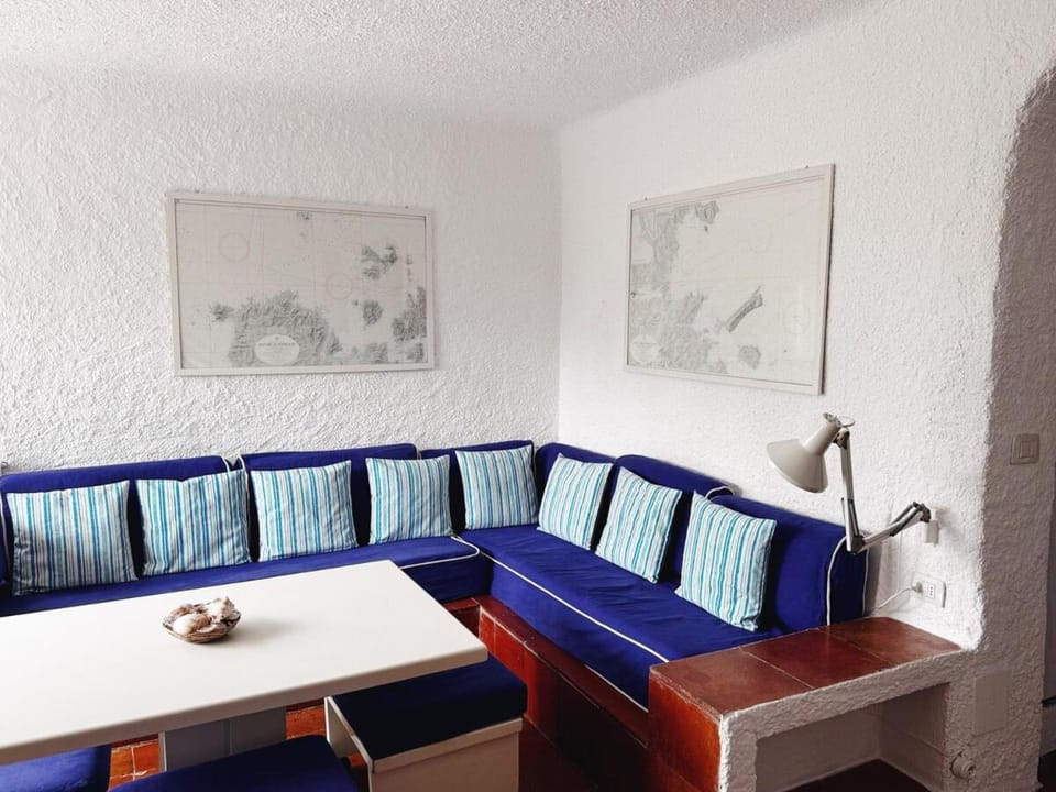 Charming flat in Porto Rotondo with lush garden! Apartment in Porto Rotondo