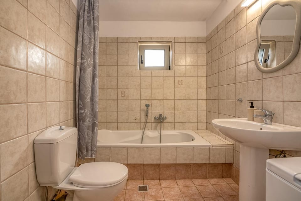 Bathroom, Bath, washing machine