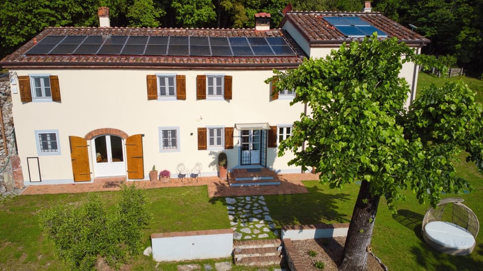 Property building, Garden view