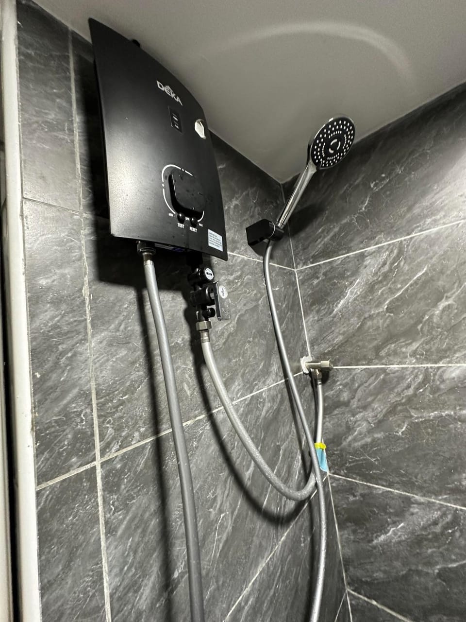 Shower, Bathroom, heating