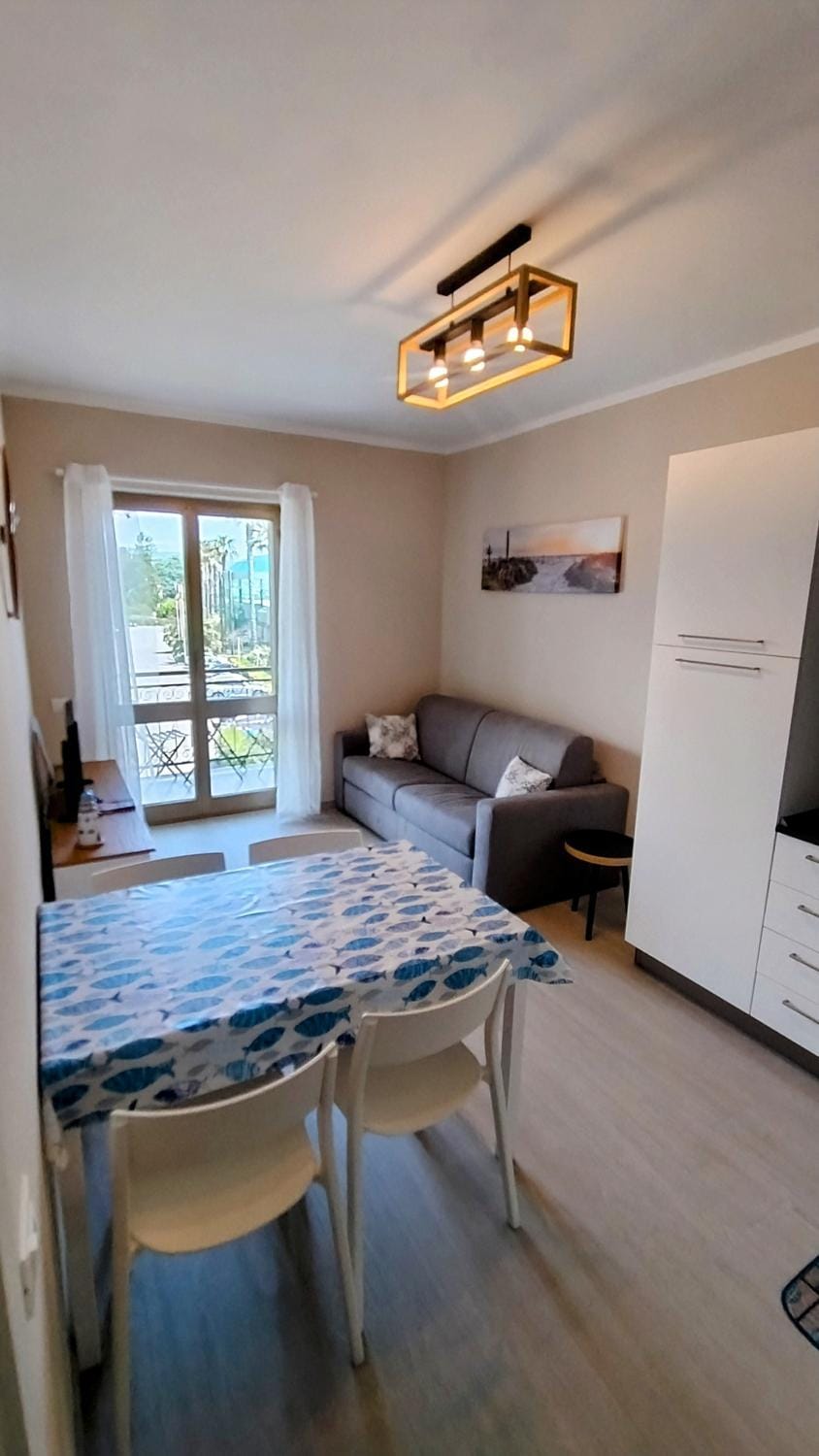 Albenga sweet bilocale nuovissimo Apartment in Albenga