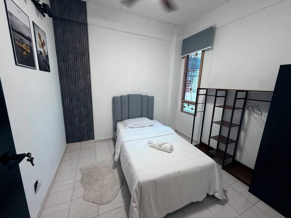 4BR Near SPICE Arena Free Parking Apartment in Bayan Lepas