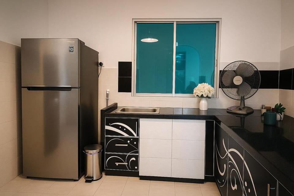 4BR Near SPICE Arena Free Parking Apartment in Bayan Lepas