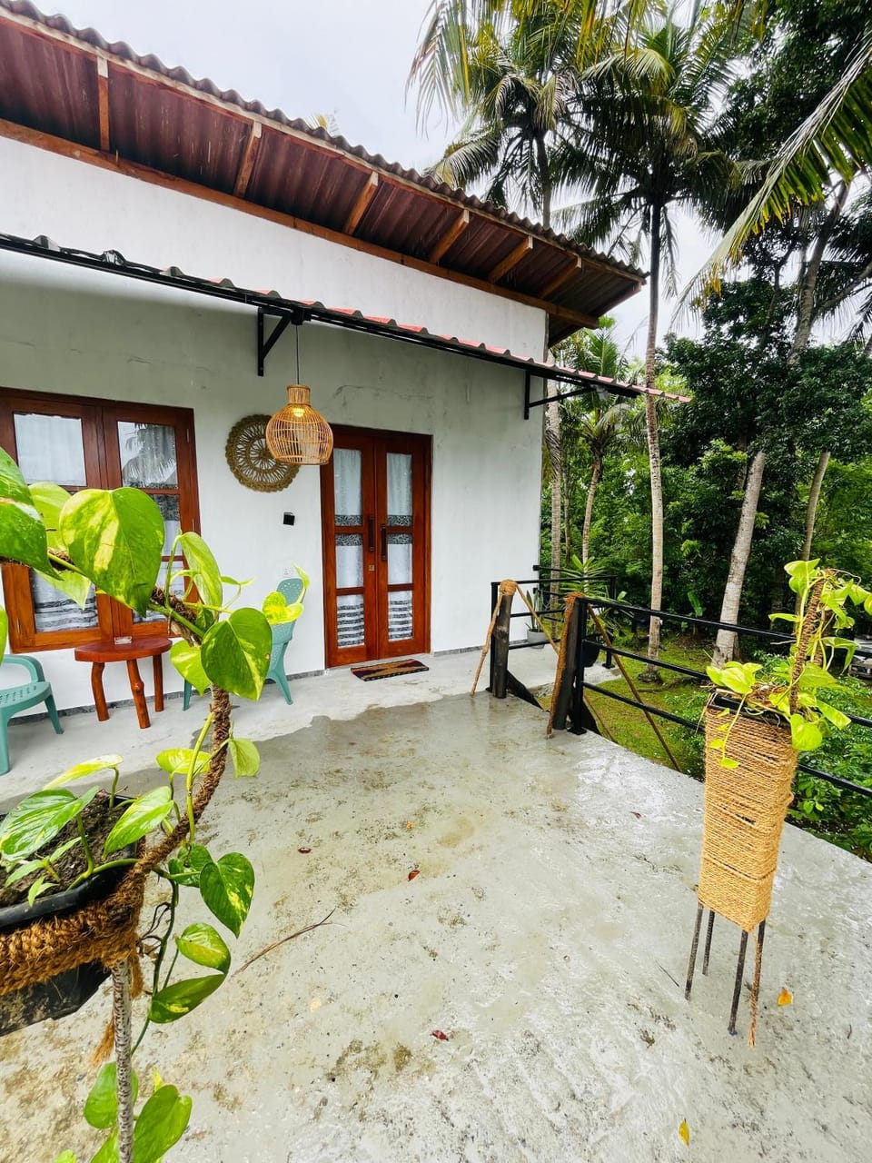 Property building, Day, Garden
