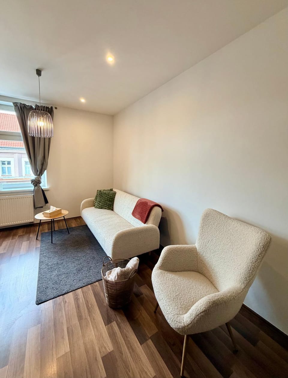 Moderní byt v centru Hradce Králové Apartment in Lower Silesian Voivodeship