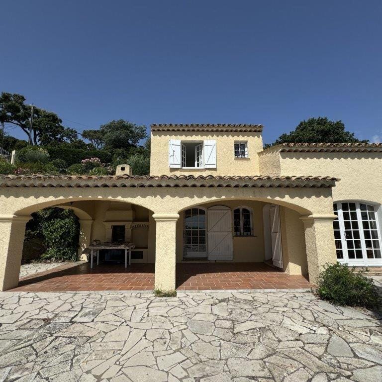 Le Fagneton - Seaview Villa Cote d'Azur Villa in Roquebrune-sur-Argens