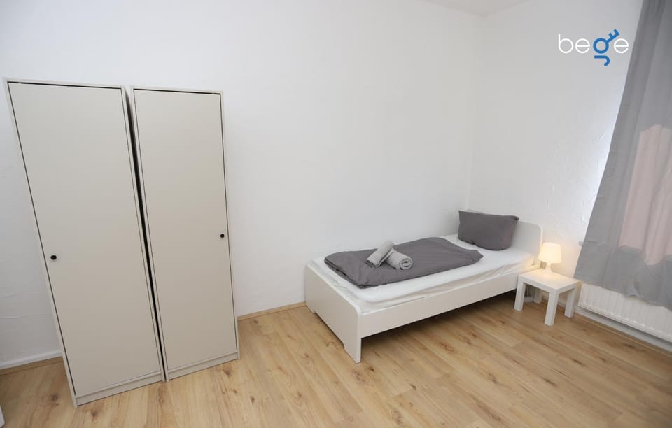Bed, Photo of the whole room, Bedroom, towels, wardrobe