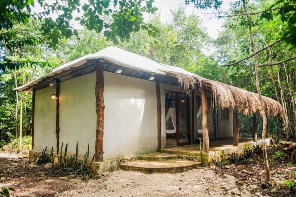Cabaña Ja Nik House in Puerto Morelos