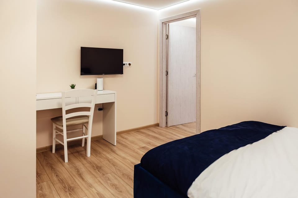 Bed, TV and multimedia