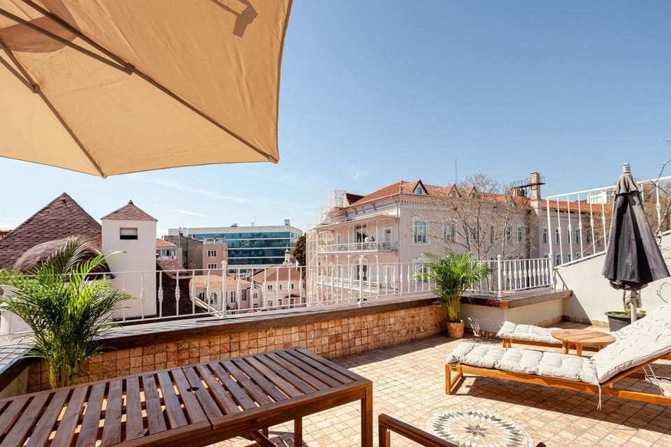 Roof top, close to Taksim, with private terrace Apartment in Istanbul
