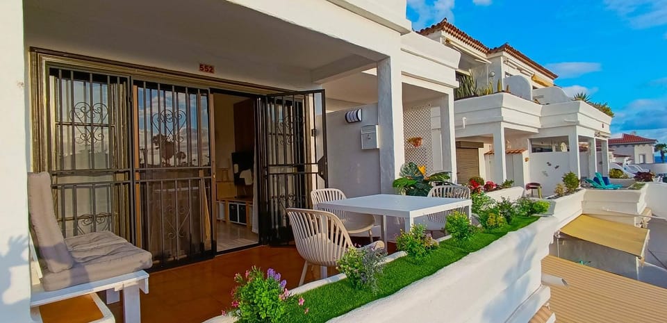 Patio, View (from property/room), Balcony/Terrace