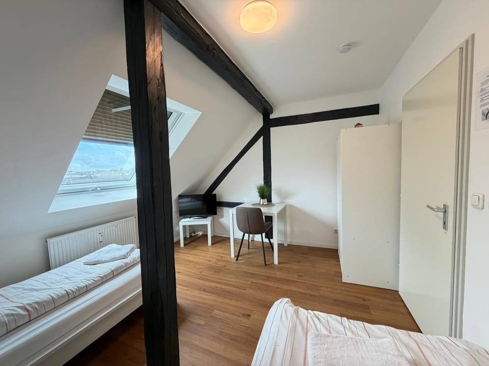 Bed, Photo of the whole room, Bedroom, wardrobe